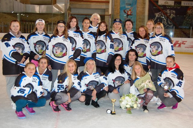 „Hockey Girls“ ekipa.