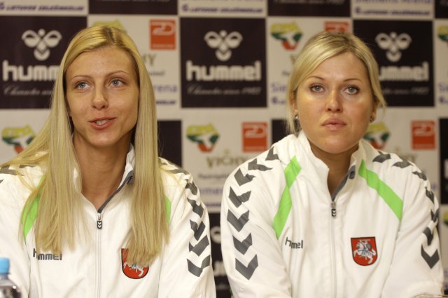 Rugilė Niparavičienė ir Birutė Stellbrink