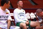 Iš šeimos glėbio - į pratybų sūkurį (video)