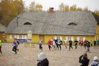 Bėgikai lenktyniaus muziejuje