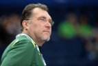 Taurė - iš krepšinio legendos rankų