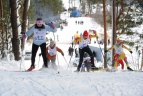 Būtina žengti permainų keliu