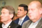 Toliau aiškinasi: tai palaikė A.Pukelį ar ne