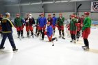 Ledo ritulio padangėje toliau blyksi žaibai