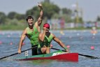 Pasaulio čempionas nutarė padžiauti irklą