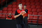 Eis naujais keliais, bet krepšinio nepamirš