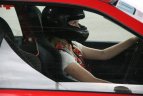 Kviečia moteris išmėginti autosportą