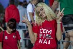 „Užburia ir įtraukia“