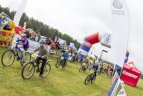Vilniaus gatvėse karaliaus dviratininkai