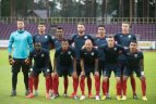 Futbolininkai gyvena Ąžuolyno apsuptyje