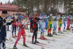Lietuviai tebesivaržo Estijos miškuose
