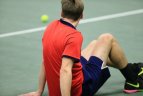 Turnras prasidėjo atkakliomis kovomis