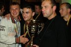 Policijos futbolo gerbėjai lenkėsi ukrainiečiams