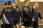 Kova dėl čempionato apdovanojimų aršėja