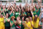 Fanai giedojo himną