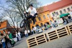 Surengs šventę visiems miestiečiams