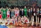 Moterų šventę papuošė vyrų krepšinio legendos