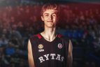 Krepšinio legendos sūnų žavi kūryba aikštėje