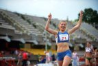 Lengvoji atletika stumia į šoną snieglentes