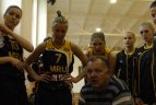 MRU merginos sutriuškino kaunietes