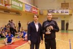 Triumfavo kauniečiai ir šiaulietės