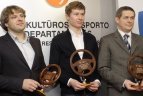 Trečiadienio dienraščių apžvalga
