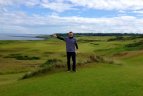 Golfas ir ramina, ir veda iš proto