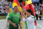 Olimpiniai čempionai palaiko D. Gudzinevičiūtę