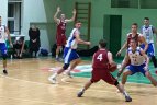 Turnyro starte - antausis čempionams