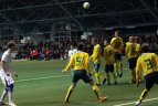 Jaunimas nusileido suomiams