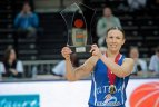 Siūlo žiūrovams įsiamžinti su trofėjumi