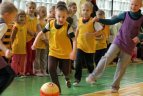 Futbolo aikštėse - šimtai vaikų
