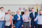 „Monstrai“ verčia naują istorijos puslapį