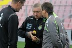 Lietuvos futbolininkai dvikovos su bosniais išvakarėse treniravosi Zenicos „Bilino Polje“ stadione.