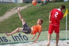 Nepabūgusios karščio į paplūdimio futbolo turnyrą susirinko 7 komandos