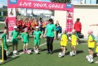 Merginos skatinamos dalyvauti futbolo veikloje