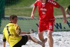 Nepabūgusios karščio į paplūdimio futbolo turnyrą susirinko 7 komandos