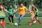 Merginos skatinamos dalyvauti futbolo veikloje