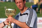 Nepabūgusios karščio į paplūdimio futbolo turnyrą susirinko 7 komandos