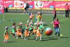 Merginos skatinamos dalyvauti futbolo veikloje