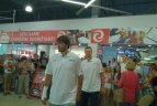 Lietuvos rinktinės krepšininkai padėjo parduoti televizorius