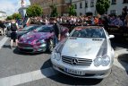 „Gumball 3000“: įspūdingų automobilių desantas pasiekė Vilnių.