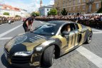 „Gumball 3000“: įspūdingų automobilių desantas pasiekė Vilnių.