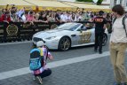 „Gumball 3000“: įspūdingų automobilių desantas pasiekė Vilnių.