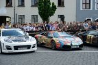 „Gumball 3000“: įspūdingų automobilių desantas pasiekė Vilnių.