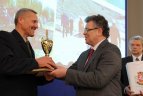 2011 11 16. Lietuvos sportiškiausių mokyklų apdovanojimas Seime.