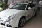 Simona Krupeckaitė sėdo prie "Alfa Romeo Giulietta" vairo.