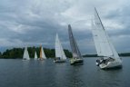 Sekmadienį Galvės ežere buvo surengta 2012-ųjų burinių jachtų regata