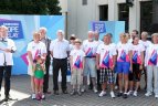 Kauniečiai išlydėjo olimpinio deglo nešėją Birutę Statkevičienę