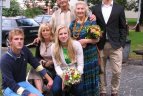 Meilučių šeima susitiko su kadenciją baigusiu prezidentu Valdu Adamkumi
